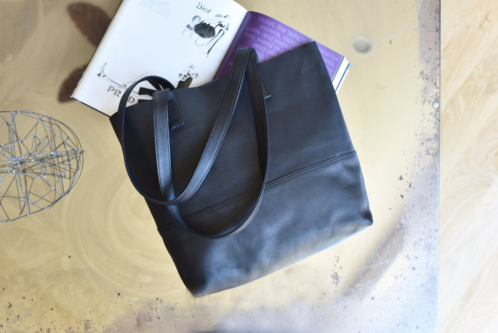 Breezy Tote